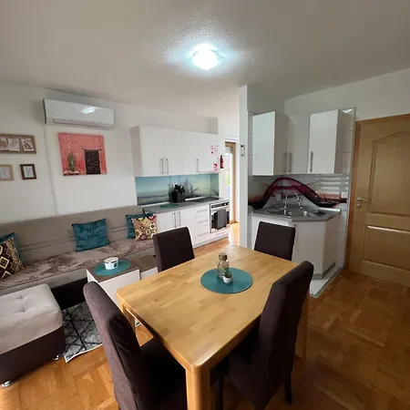 Apartment Teal 2 Bihac