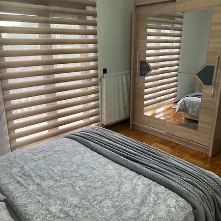 Teal 2 Lägenhet Bihać