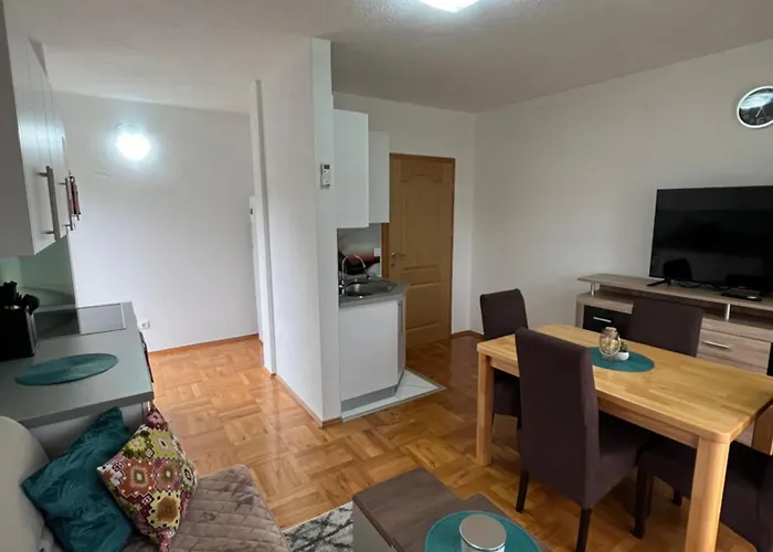 Teal 2 Apartment Bihac
